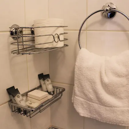 The Parkway Hotel 3*