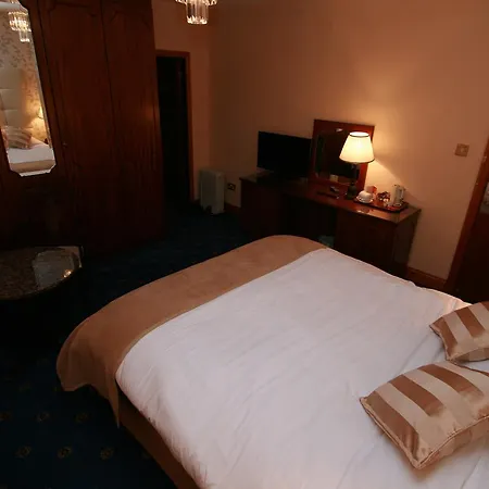 The Parkway Hotel Dunmanway