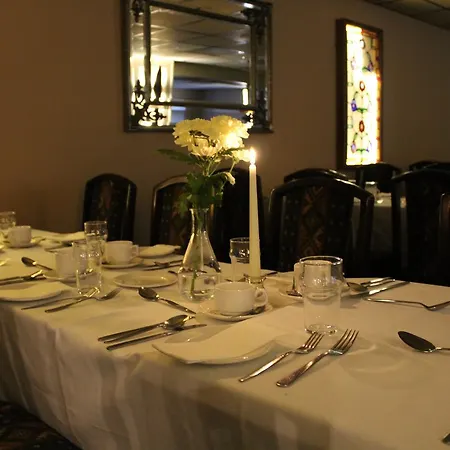 호텔 The Parkway 3*