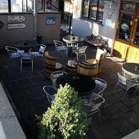 The Parkway 3* Dunmanway